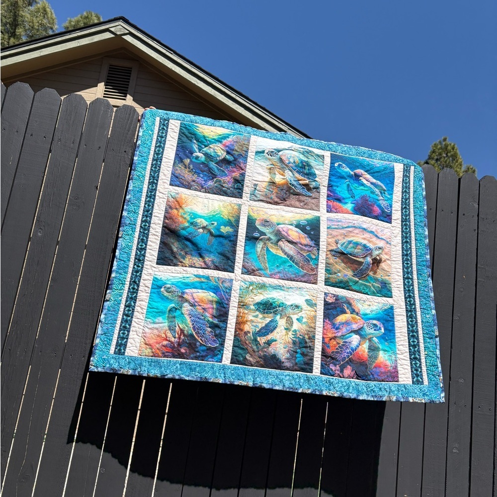 Sea Turtle Themed Quilt, machine quilted - Picture 11 of 13